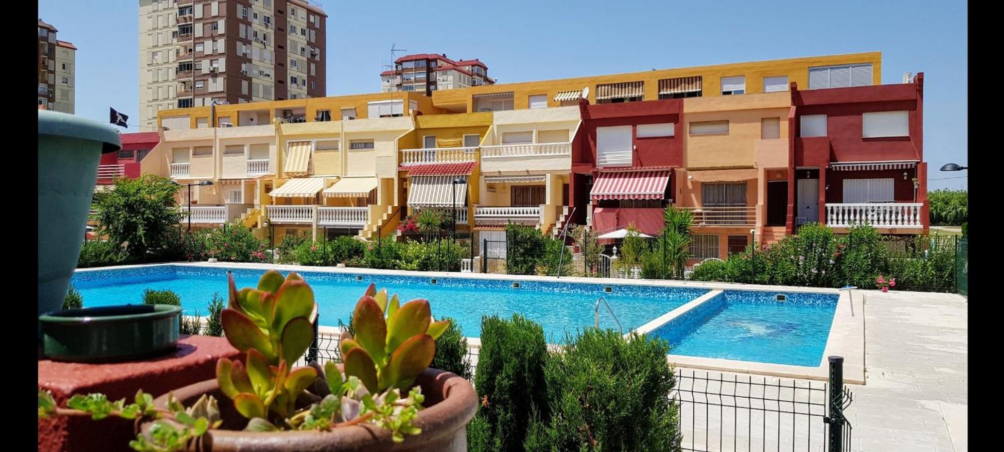 Adosado Playa Pobla Farnals Apartment ปวยบลา เด ฟาร์นัลส์ ภายนอก รูปภาพ